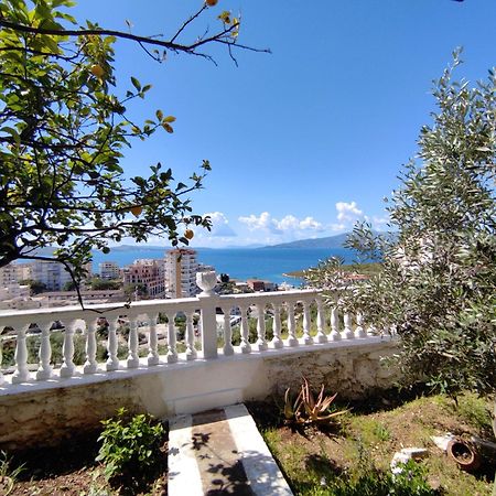 Aris Apartment Sarandë Eksteriør bilde