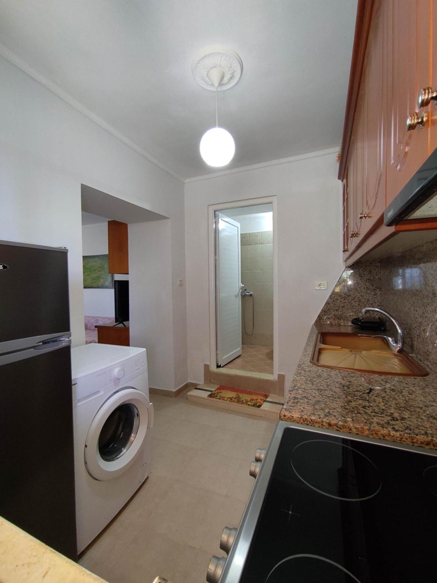 Aris Apartment Sarandë Eksteriør bilde
